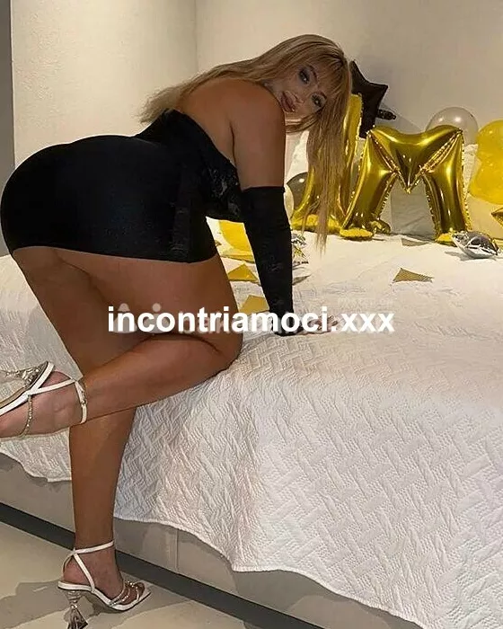 escort.it - Giovinazzo bellissima Bionda Culona dolce Massaggiatrice💢💢💢💢