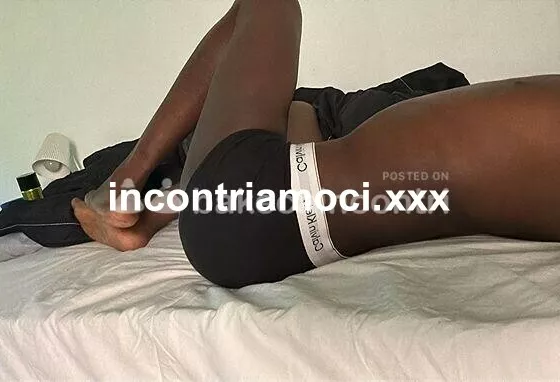 escort.it - Il tuo versatile nero bel culo e grosso cazzo