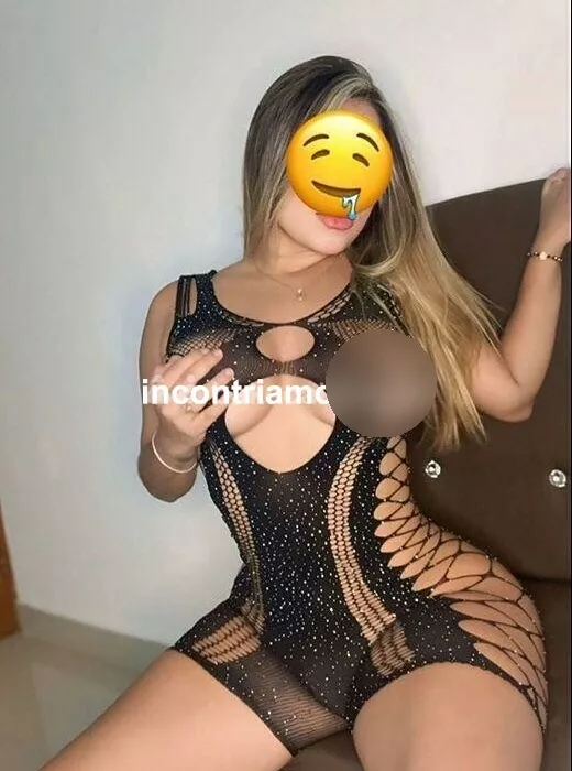 escort.it - LADY SQUIRTATRICE💦 SUPERPOMPINO A PELLE CREMA DI LATTE FICA POLPOSA ADORO LE LINGERIE E TACCHI👠SPILO PIEDINI DA LECCARE👅 CHAMPAGNE DI PIOGGIA💦