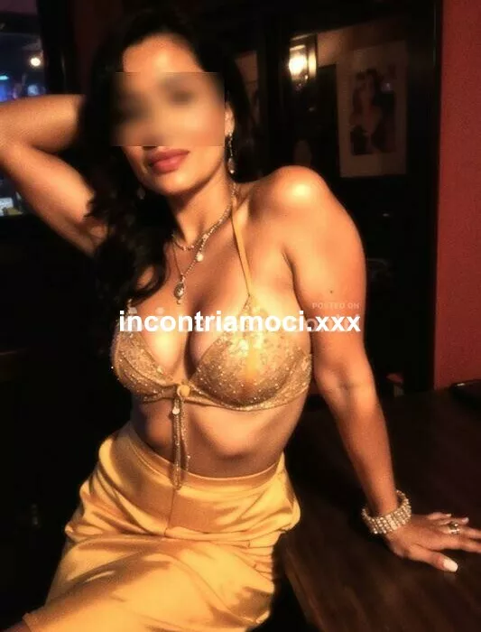escort.it - Lola sexy è intrigante