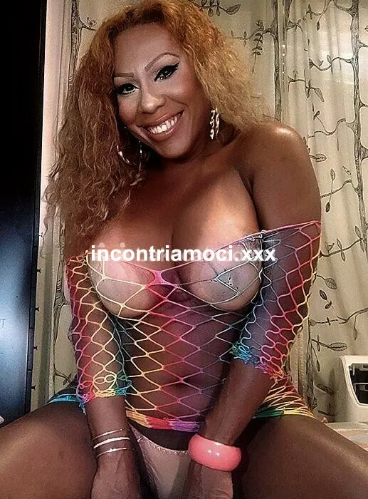 escort.it - MI TROVI A PINEROLO LORENA SANDRINNY  TRANS MULATA BRASILIANA