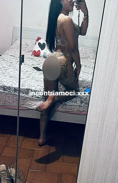 escort.it - Montesilvano melissa trans diavoletta birichina tutto pepe 🌶
ciao mi chiamo melissa è sono una trans
dolcissima splendida è di gran classe vibrante.
