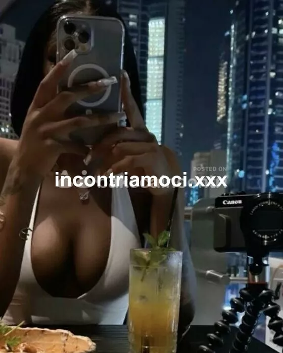 Foto di 3703735020