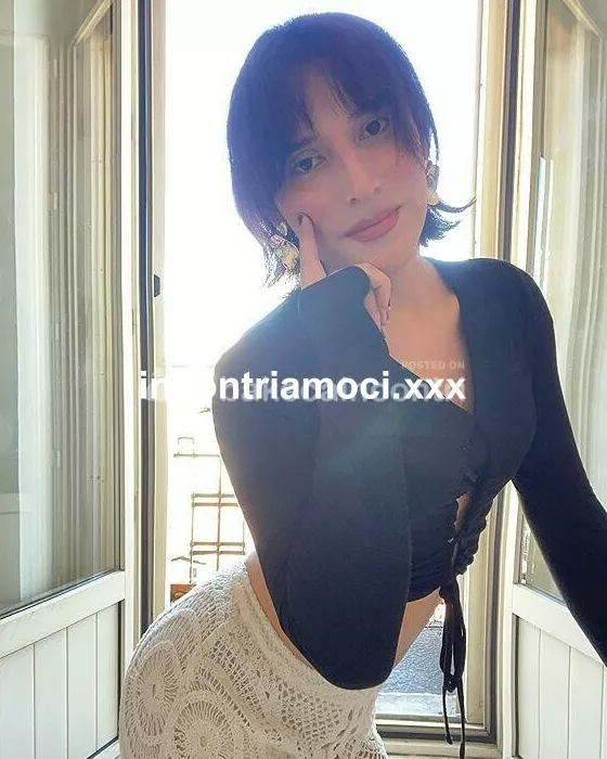 escort.it - Ragazza trans naturale Pronta a farti piacere, direttamente in Macchina Tua o vieni a prendermi, niente è gratis, goditi il momento con me