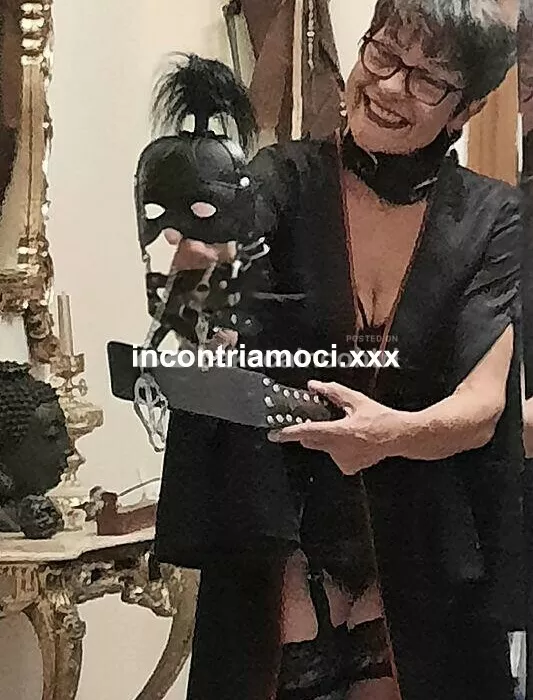 escort.it - SIGNORA HELENA DI TROIA - ESCLUSIVAMENTE SADOMASO - SOFT/ESTREMO