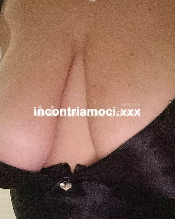 escort.it - SIGNORA ITALIANA FORMOSA PER TANTRA VERO CORPO A CORPO 55 ANNI RIETI
