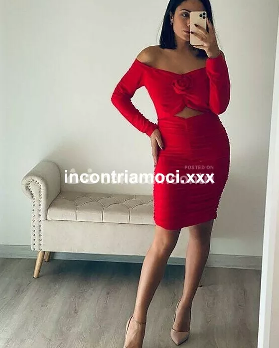 escort.it - Svolgo massaggi tantrici in completa nudità. Orari dalle 10.30 a 18.00. Non ti pentirai.