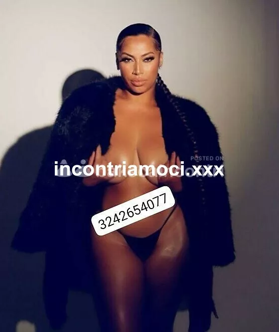 escort.it - TORPIGNATARA KELLY PRIMA VOLTA AREA CONDIZIONATA BELLISSIMA, VERAMENTE BRAVA A LETTO, ADORO SUCCHIARE CON LA MIA CALDA BOCCA ED ESSERE LECCATA FINO A