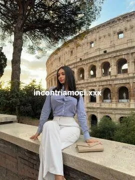 escort.it - ÚLTIMO GIORNO PORCELLINA EVELYN MAI VISTA E CITTA  PRIMA VOLTA E ITALIA ATTIVA FEMENINA CORPO FANTÁSTICO UNA BELLA SUCHIATRICE SENZA LIMITES