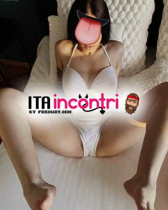 escort.it - Accoglienza solare, polso fermo.Trasforma le tue fantasie in realtà tra giochi di ruolo e tranquillità. Solo per veri intenditori dell'eleganza.
