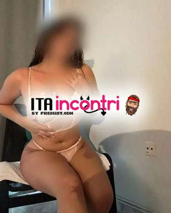 escort.it - Appena arrivata prima volta calda porcellina italiana solo con la sua bocca ti fa impazzire chiamami