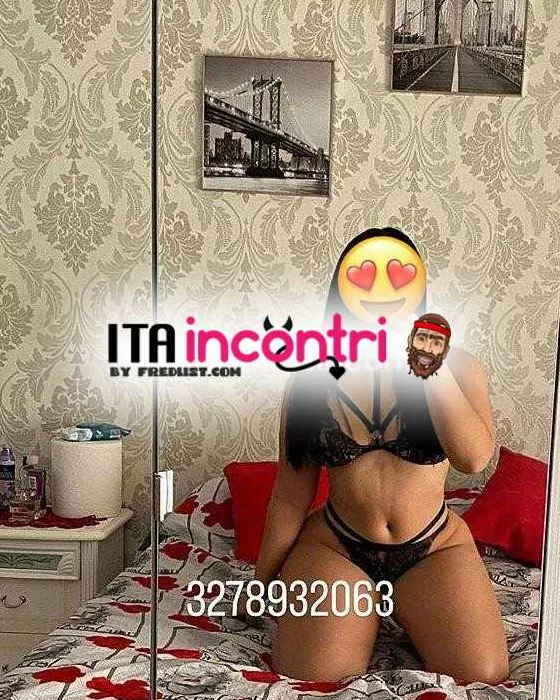 Foto di 3278932063