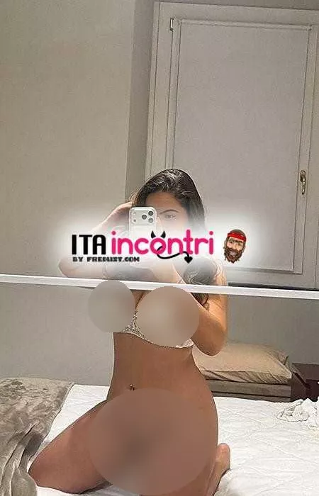 Foto di 3339445515