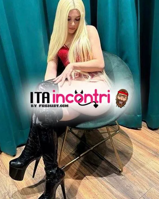 escort.it - Bella ragazza giovane trans bionda appena arrivata in città