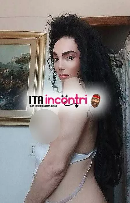 escort.it - Bellissima ragazza trans napoletana super conosciuta no appartamento passi ci imboschiamo preliminari liberi lato b