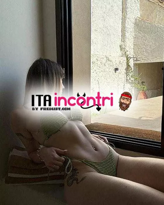 escort.it - Camgirl italiana disponibile per Videochiamate hot adesso💦