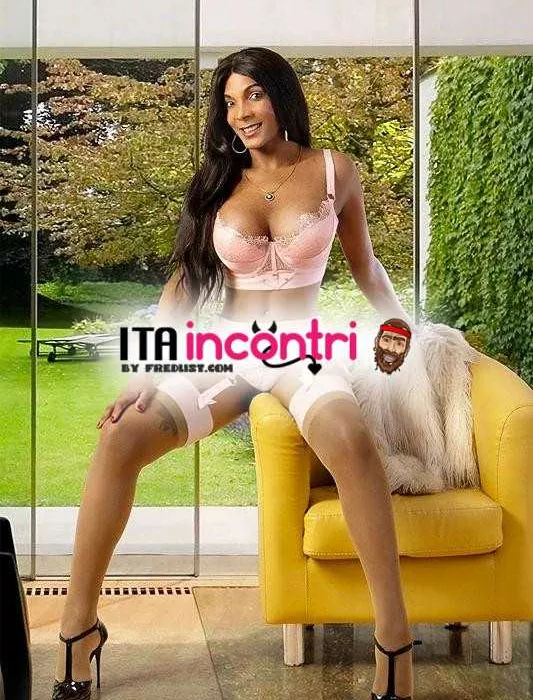 escort.it - Carolina pena arrivata in citá ativa e passiva. Bella mora