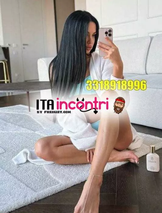 Foto di 3318918996