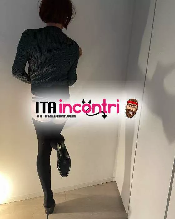 escort.it - DEA DEL POMPINO PER ETERO FIGHI