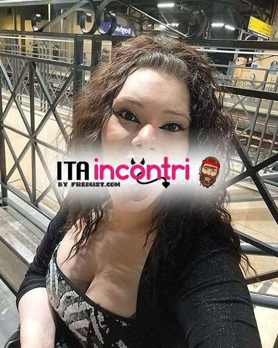 escort.it - ECCOMI DINUOVO QUI LA REGINA DEI POMOINI DI BAGHERIA PALERMO E DINTORNI IN ASSOLUTO LA TROIA PIU POMOINARA E PROFESSIONISTA L ELI'TE DELLE POMPE CHIAM