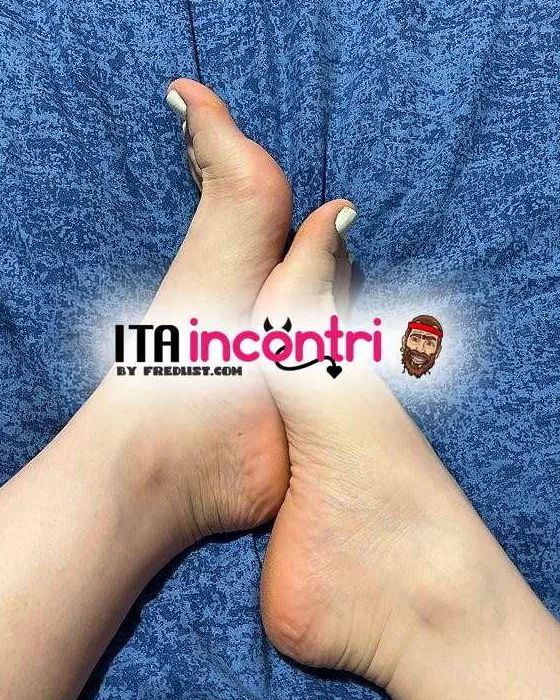 escort.it - Foot fetish / intimo usato