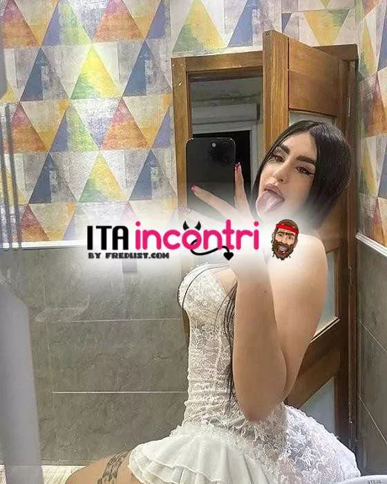 escort.it - Friulana studentessa mora 24enne
