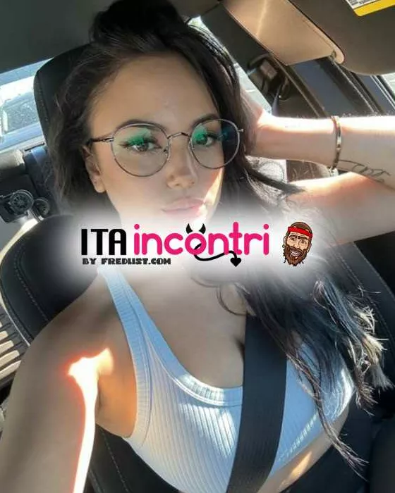escort.it - Gradisca d'Isonzosono disponibile per tutti i vostri piaceri sessuali, miei cari. Venite, non sono una ragazzina, sono una donna responsabile. Miei cari, ven
Descrizione