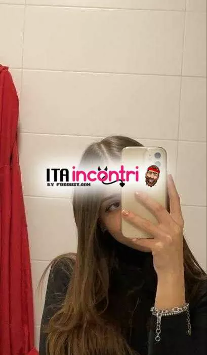escort.it - ITALIANA di 18 ANNI✨️✨️Aperitivo e Shopping ✨️✨️✨️ SOLO Accompagnatrice