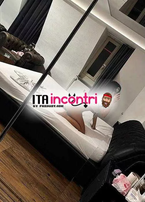 escort.it - ITALIANA Una perla di sensualità e di erotismo…, molto passionale per un momento di relax... Molto calda per sensazioni magiche. Il massimo della comp