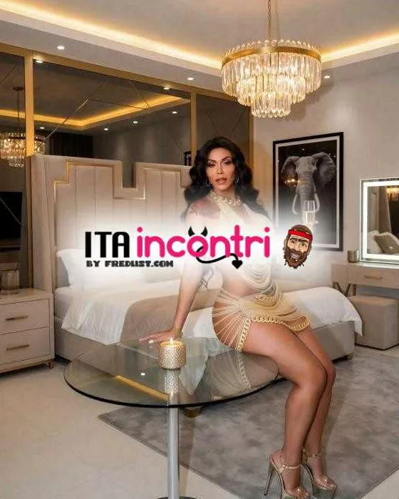 escort.it - KEYLA RIOS UNA CAVALLA TUTTA DA MONTARE ATTIVA PASSIVA E CON UN BASTONE DI FUOCO PIENO DI LATTE