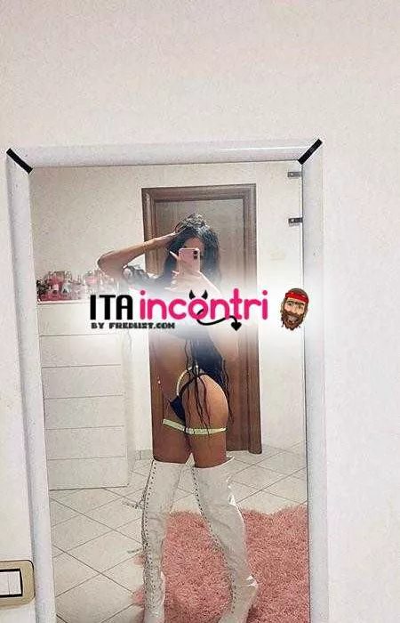 escort.it - Lucrezia bellissima ragazzina trans disponibile per car sex zona torre Angela Casilina