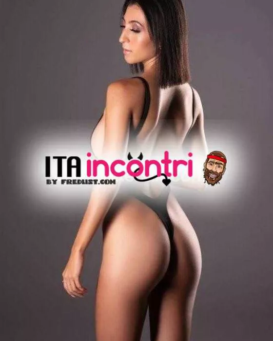 escort.it - MELISSA🔝TORRE A MARE⭐  Bella, elegante  e tanto maliziosa con un fascino infinito