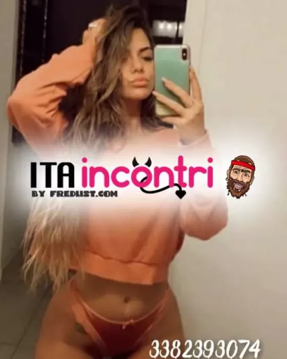 escort.it - Nahomi 20enne ninfomane e multi orgasmica massaggiatrice erotica. La regina del massaggio prostatico.  Ambiente climatizzato.