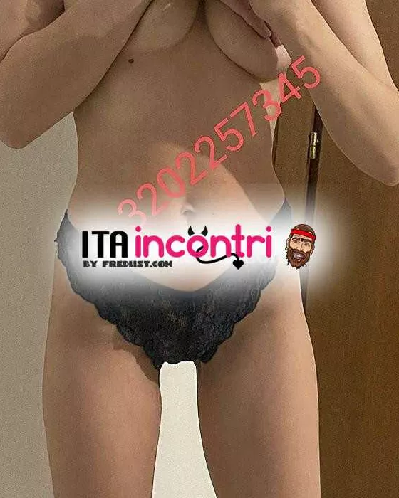 Foto di 3202257345