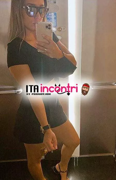 escort.it - Notte di fuoco con una brasiliana caldissima. Hai voglia di un incontro intenso? Chiamami.