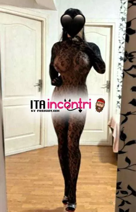 escort.it - NOVITÀ 🖤Top Mistress Eva BDSM per momenti intensi e sensazioni forti ti aspetto per stare sotto i miei piedi 🖤