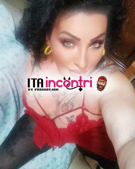 escort.it - PONTECAGNANO APPENA ARRIVATA, la seducente transessuale Sara GIUNONICA ITALIANA, è qui per farti vivere momenti indimenticabili! Vieni a scoprire il s