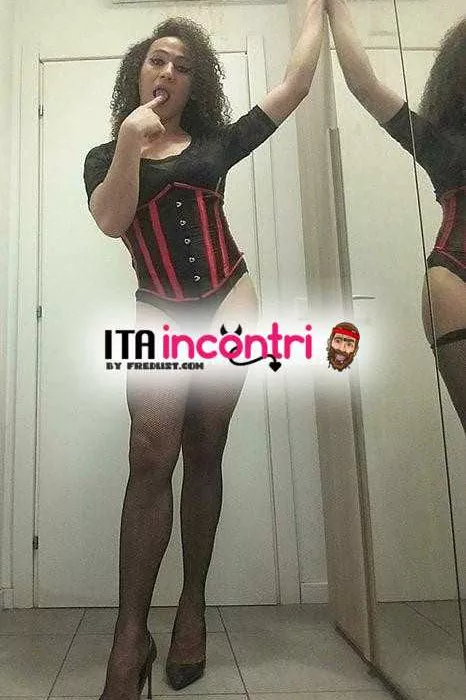 escort.it - 💥 PRATO CROCE DO'RO 💥 EVELYN TRANS 💃 26 ANNI ???? STUPENDA CON 24cm piena 💦🌶️