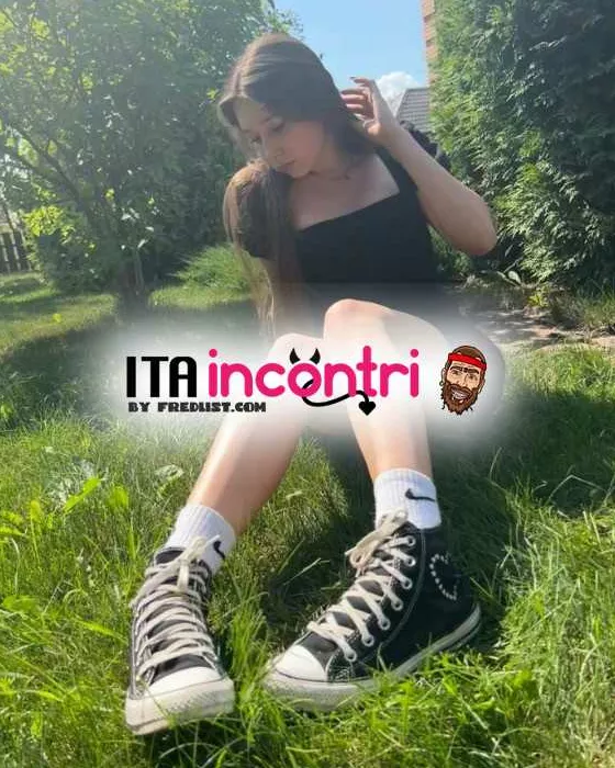 escort.it - RAGAZZA ITALIANA DISPONIBILE PER VIDEOCHIAMATA PORCA FOTO O VIDEO BOLLENTI O SEXICHAT EROTICA