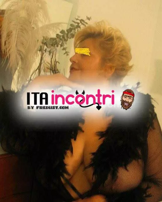 escort.it - SIGNORA CON BEL DECOLTE