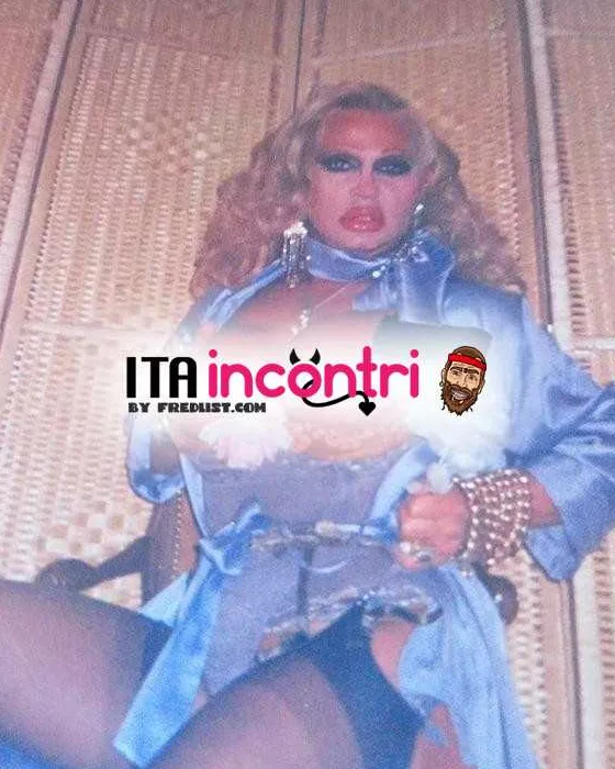 escort.it - Tettona pisellona femminile reale per il tuo piacere trans Giulia italy