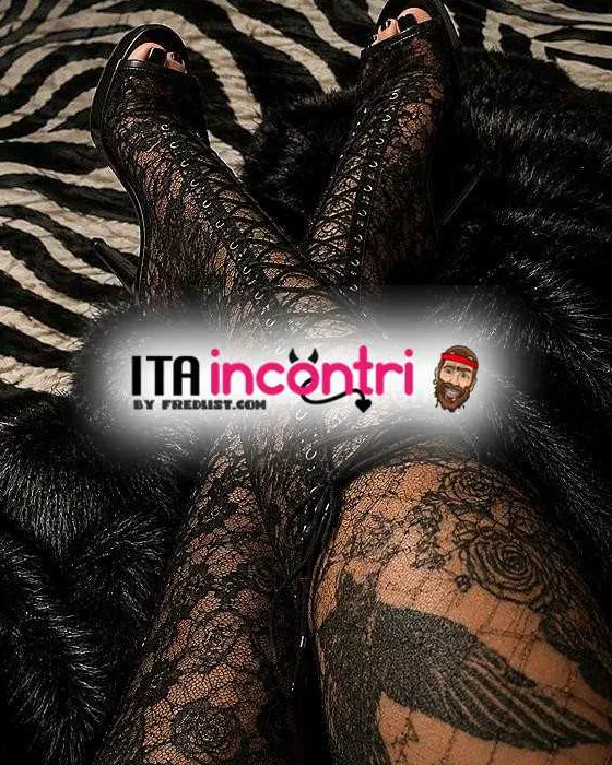 escort.it - TRAVESTITA con 
DONNA  in cerca di moneyslave amante del fetish e bondage  anche in videochiamata