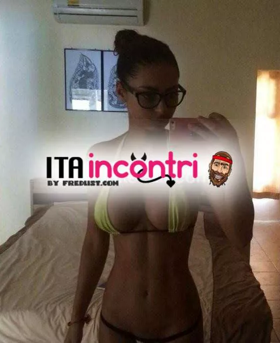 escort.it - UNA ORA due VENUTE BACII CON LA LINGUA POMPINO NATURALE MANGIO TUTO MI PUOI LECARE TUTTA