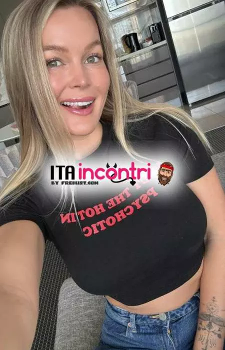escort.it - Vibo Valentia  SESSO E MASSAGGIO