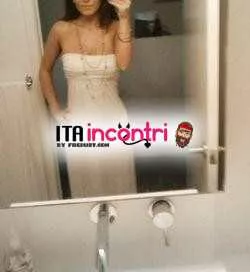 escort.it - VIDEOCHIAMATE PORNO CON RAGAZZA ITALIANA