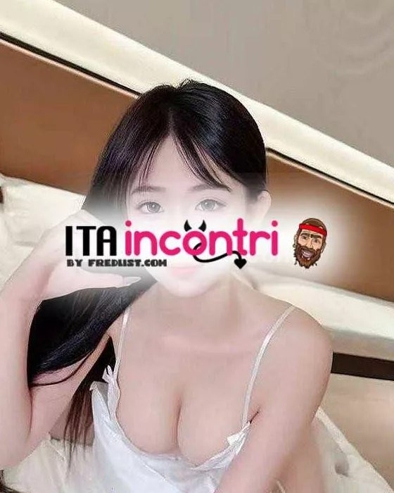 escort.it - Vittoria – una sera lieve tra riflessi caldi e dolce quiete.