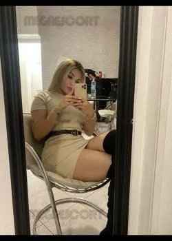 escort.it - Angelica Top