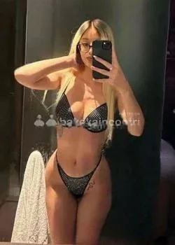 escort.it - Aurora Sperta Dal Strapong Golosa Bella Bionda , Amante Dei Sesso In Tutte Le Forme, Super Sexy, Elegante Femmina Molto Maliziosa.