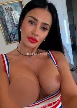 escort.it - Aysha Top