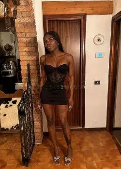escort.it - Bambolina Africana Appena Arriva In CittÀ Per Pochi Giorni. →